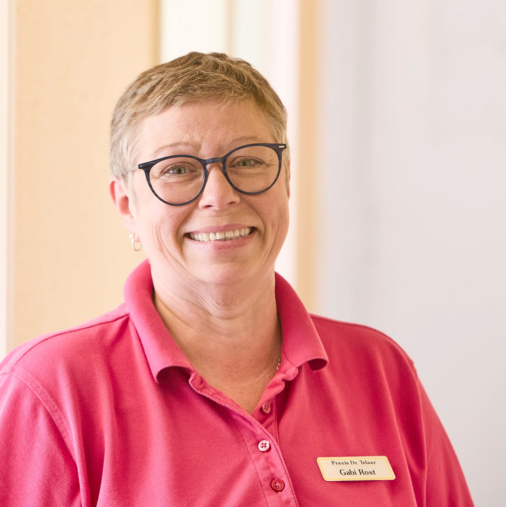 Gabriele Rost, Zahnmed. Verwaltungsassistentin, Anmeldung,Abrechnung und Verwaltung